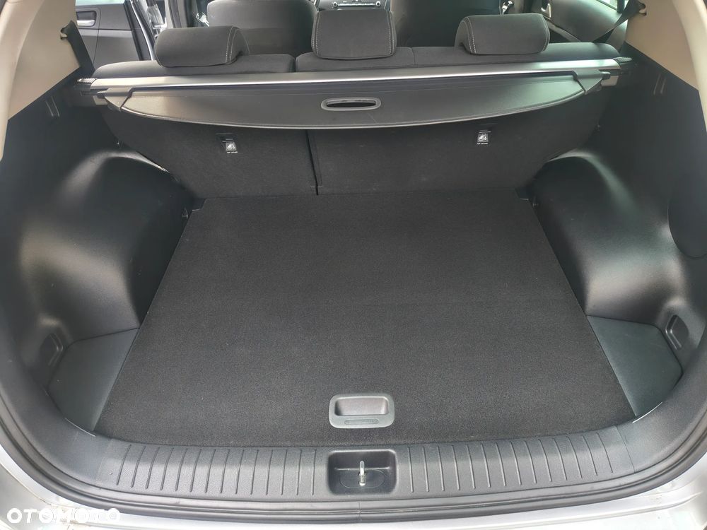 Kia Sportage 1.6 T-GDI M 4WD - 10