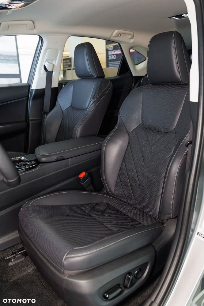 Lexus NX - 9