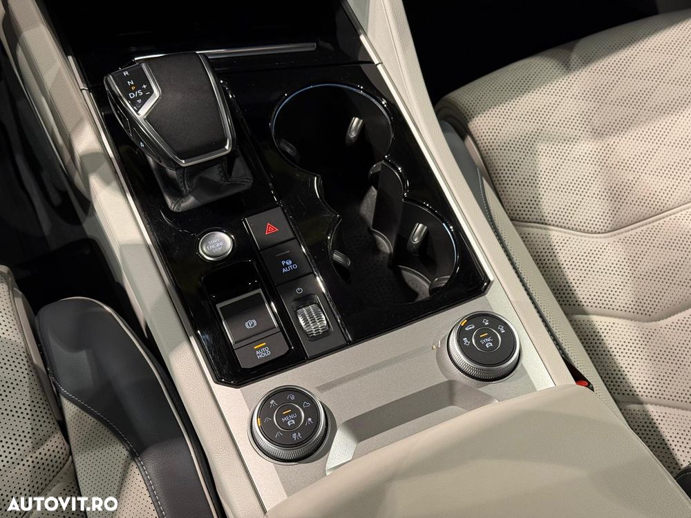 Volkswagen Touareg 4.0 V8 TDI SCR 4Motion Automatik Elegance - 25