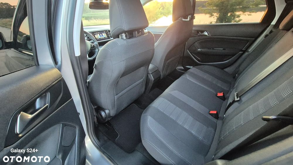 Peugeot 308 BlueHDi 150 Stop & Start Allure - 17