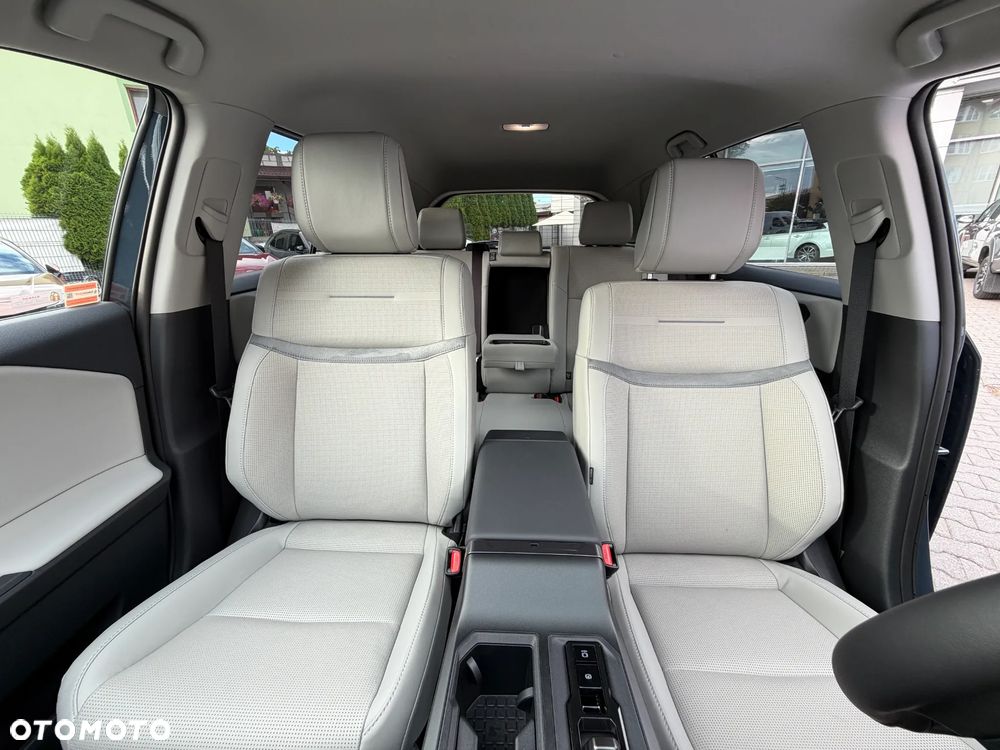 Toyota RAV4 2.5 Plug-in Hybrid Executive 4x4 e-CVT - 17
