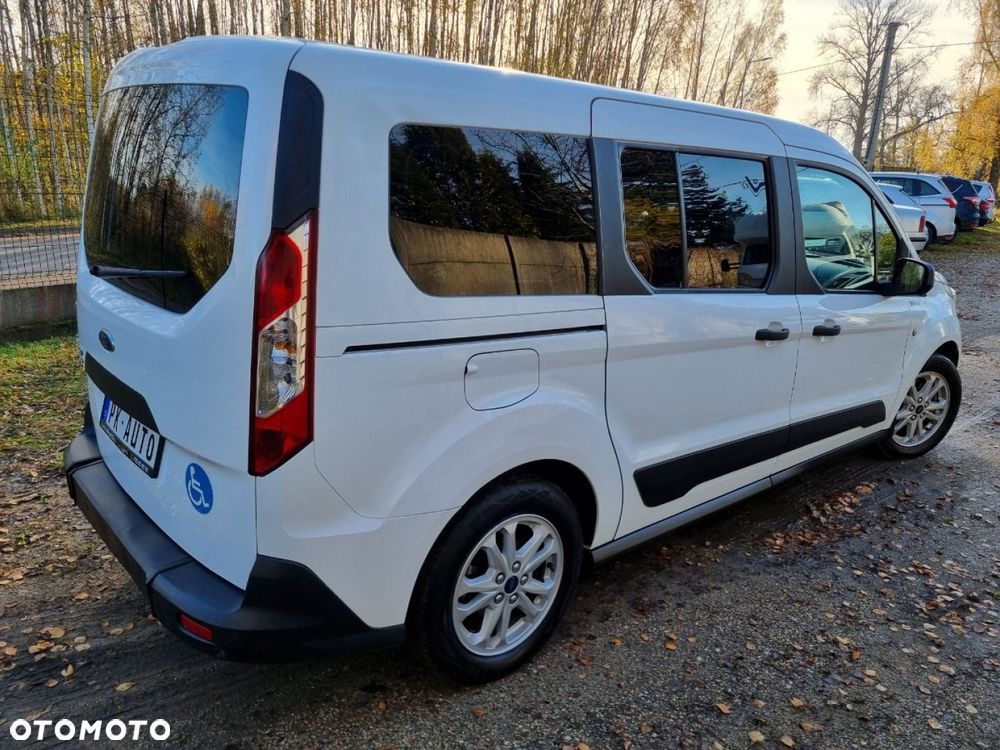 Ford Tourneo Connect Grand - 31