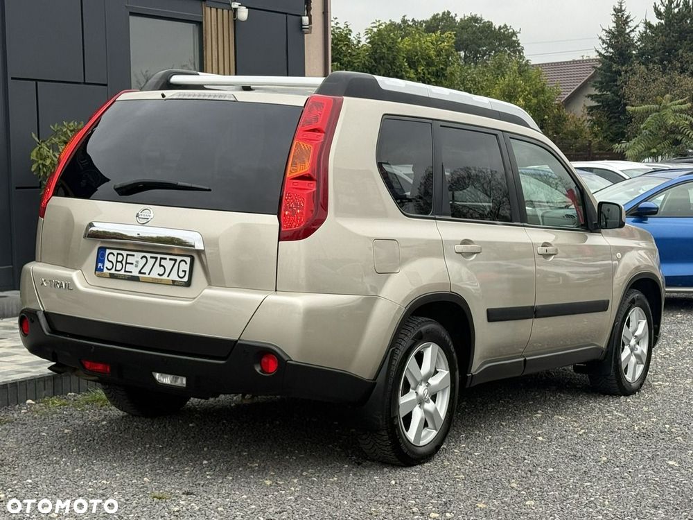 Nissan X-Trail 2.5 4x4 CVT-Automatik Platinum - 10