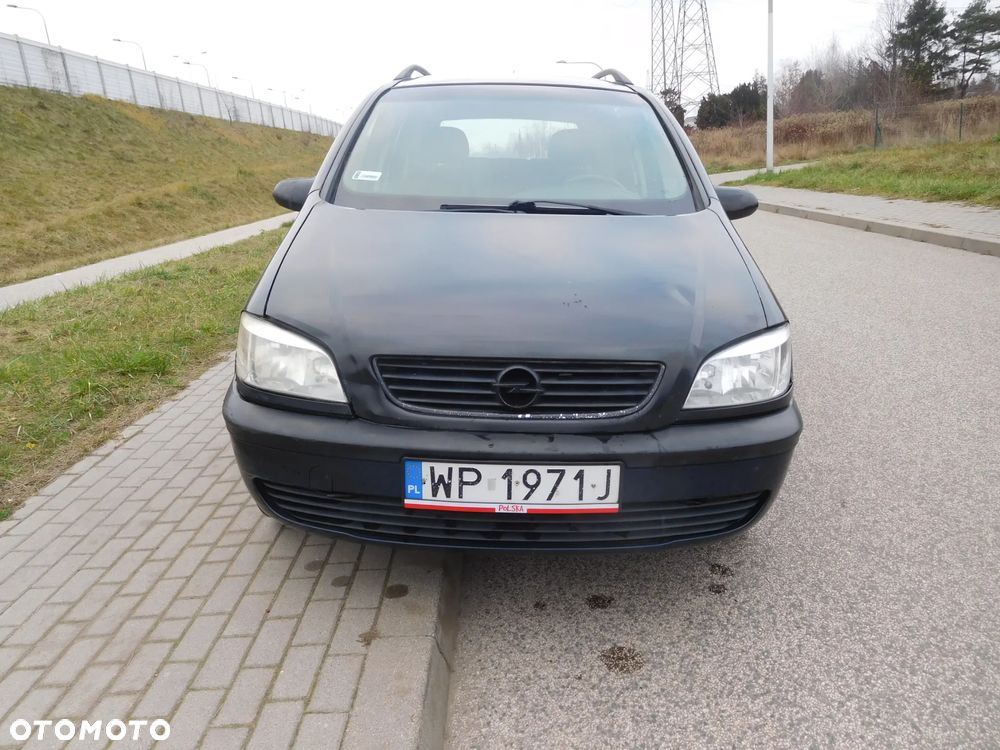 Opel Zafira 1.8 16V Comfort - 10