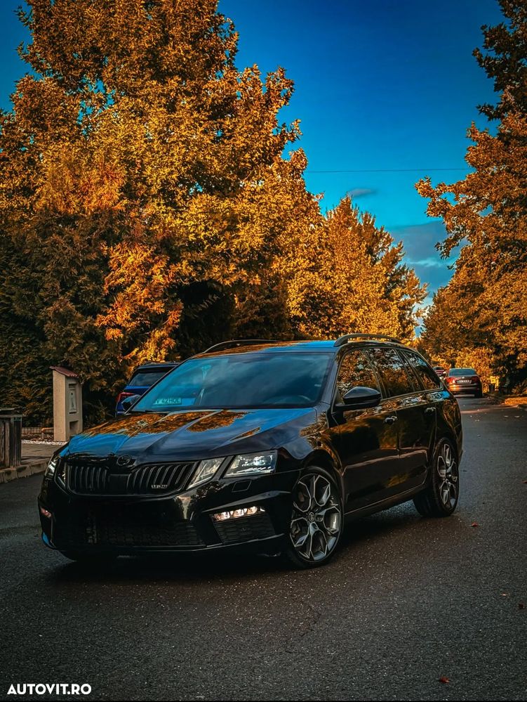 Skoda Octavia 2.0 TDI (Green tec) 4x4 DSG RS - 1