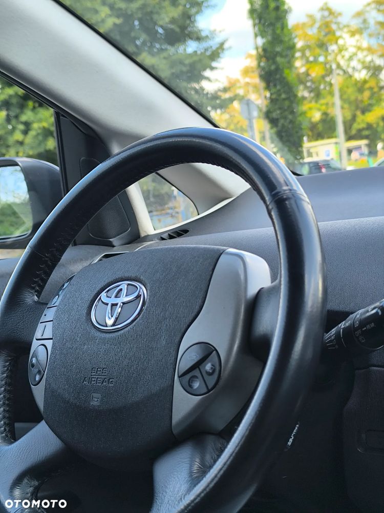 Toyota Prius 1.5 VVT-i Sol - 7