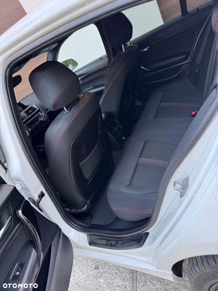 BMW Seria 1 120d Sport Line - 15