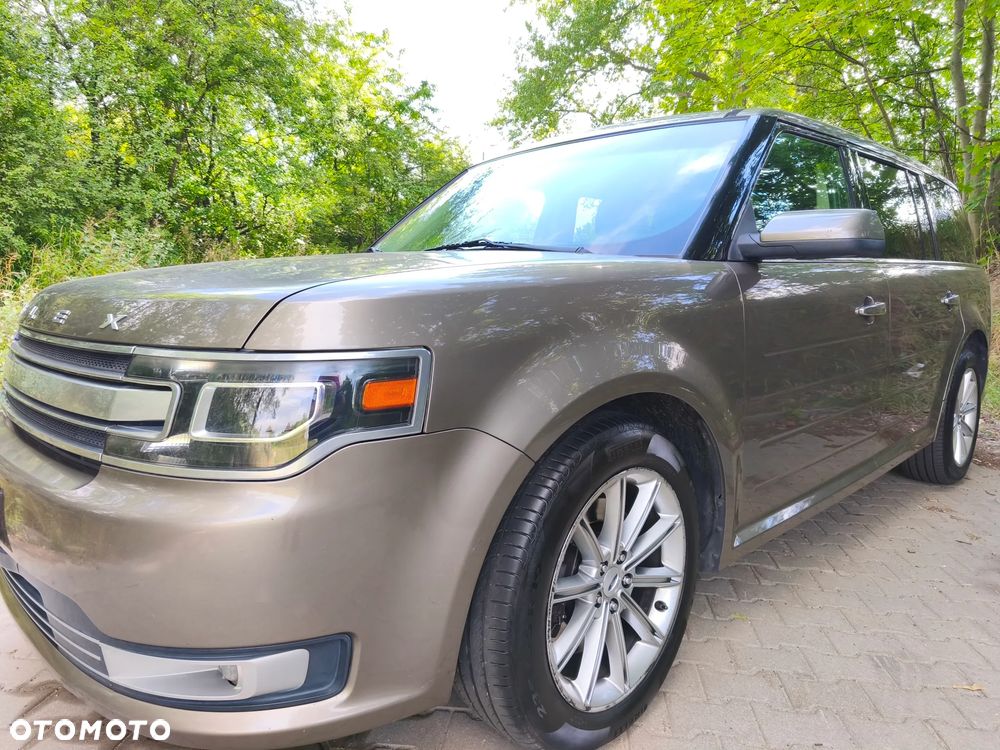 Ford Flex - 1
