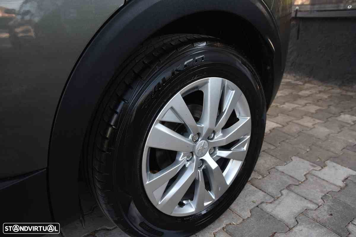 Peugeot 3008 1.6 BlueHDi Style EAT6 - 22