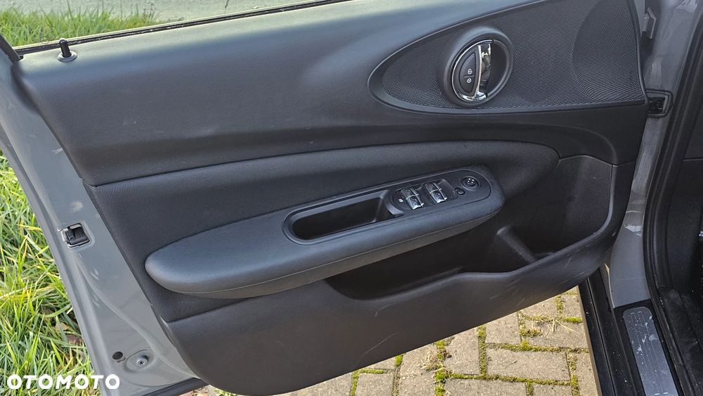 MINI Clubman One D John Cooper Works Trim - 26