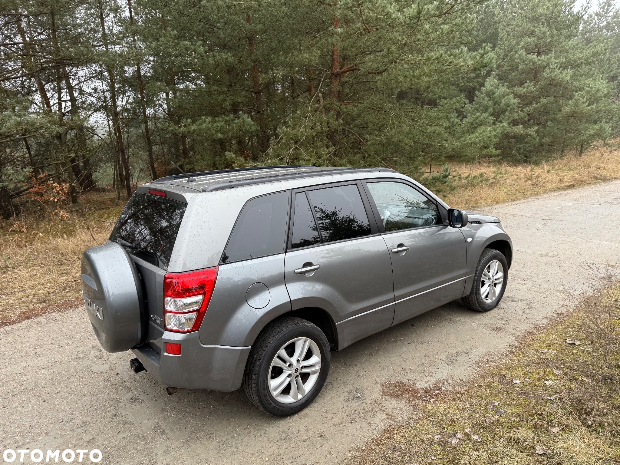 Suzuki Grand Vitara 2.0 Comfort - 3