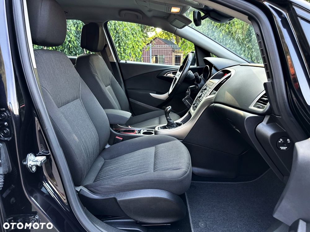 Opel Astra 1.4 Turbo Design Edition - 8