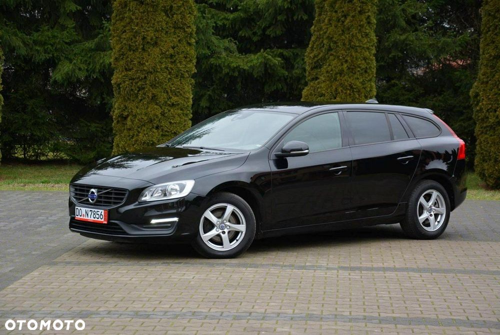 Volvo V60 D4 Geartronic Momentum Pro - 11