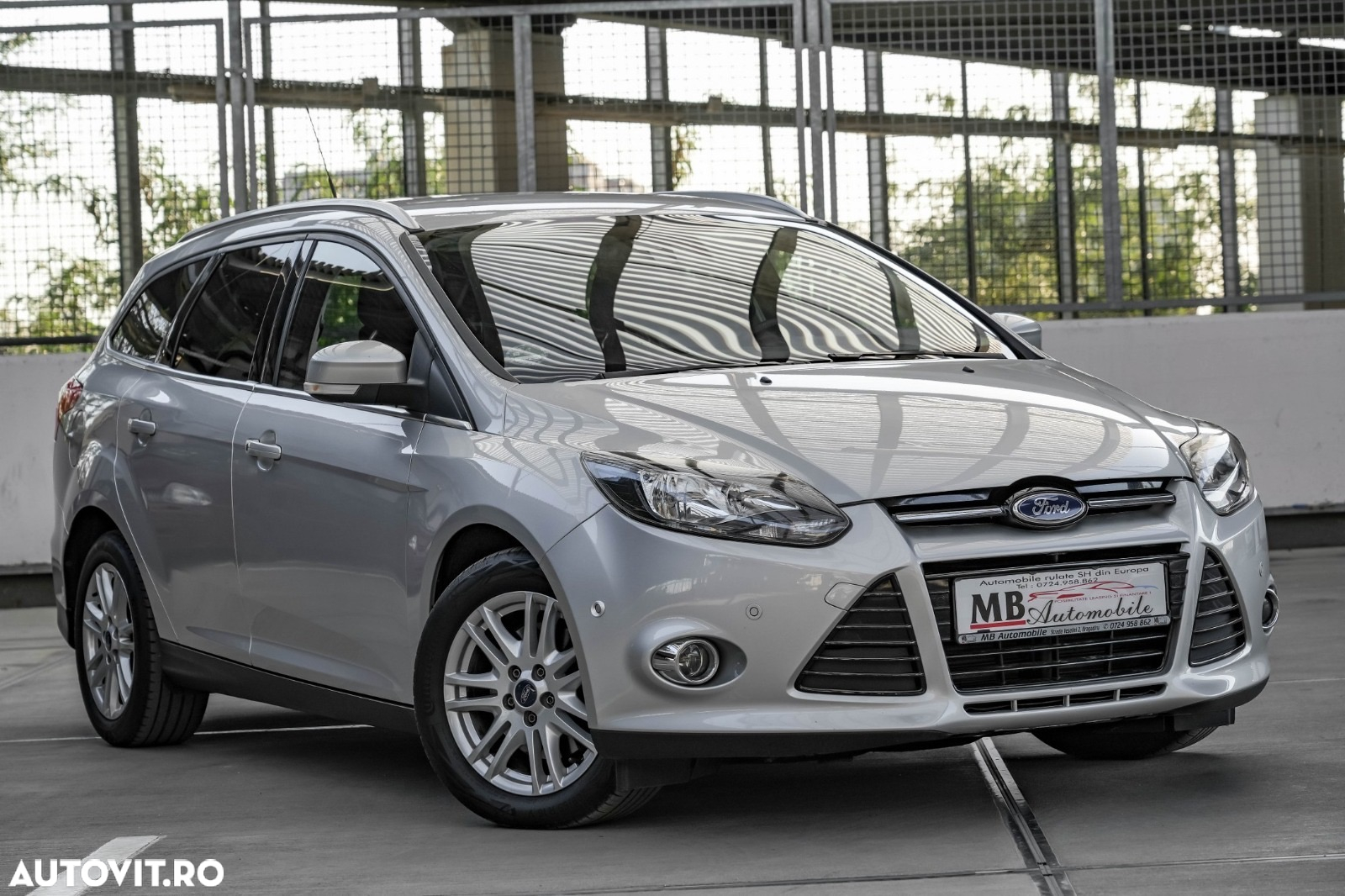 Ford Focus Turnier 2.0 TDCi DPF Aut. Titanium - 3
