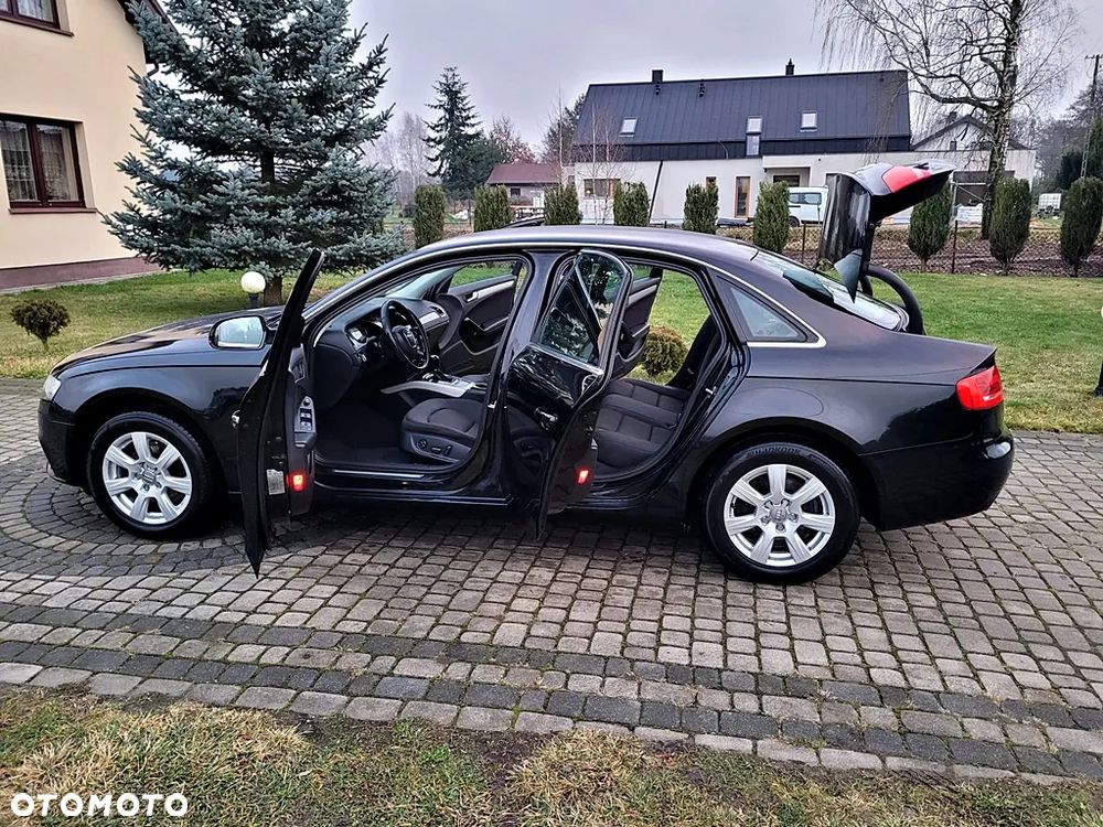 Audi A4 Limousine 2.0 TDI DPF Ambiente - 9