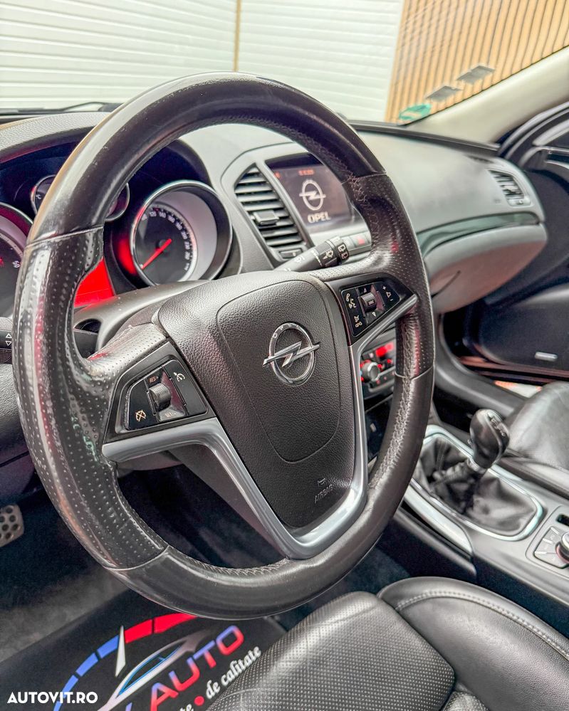 Opel Insignia - 9
