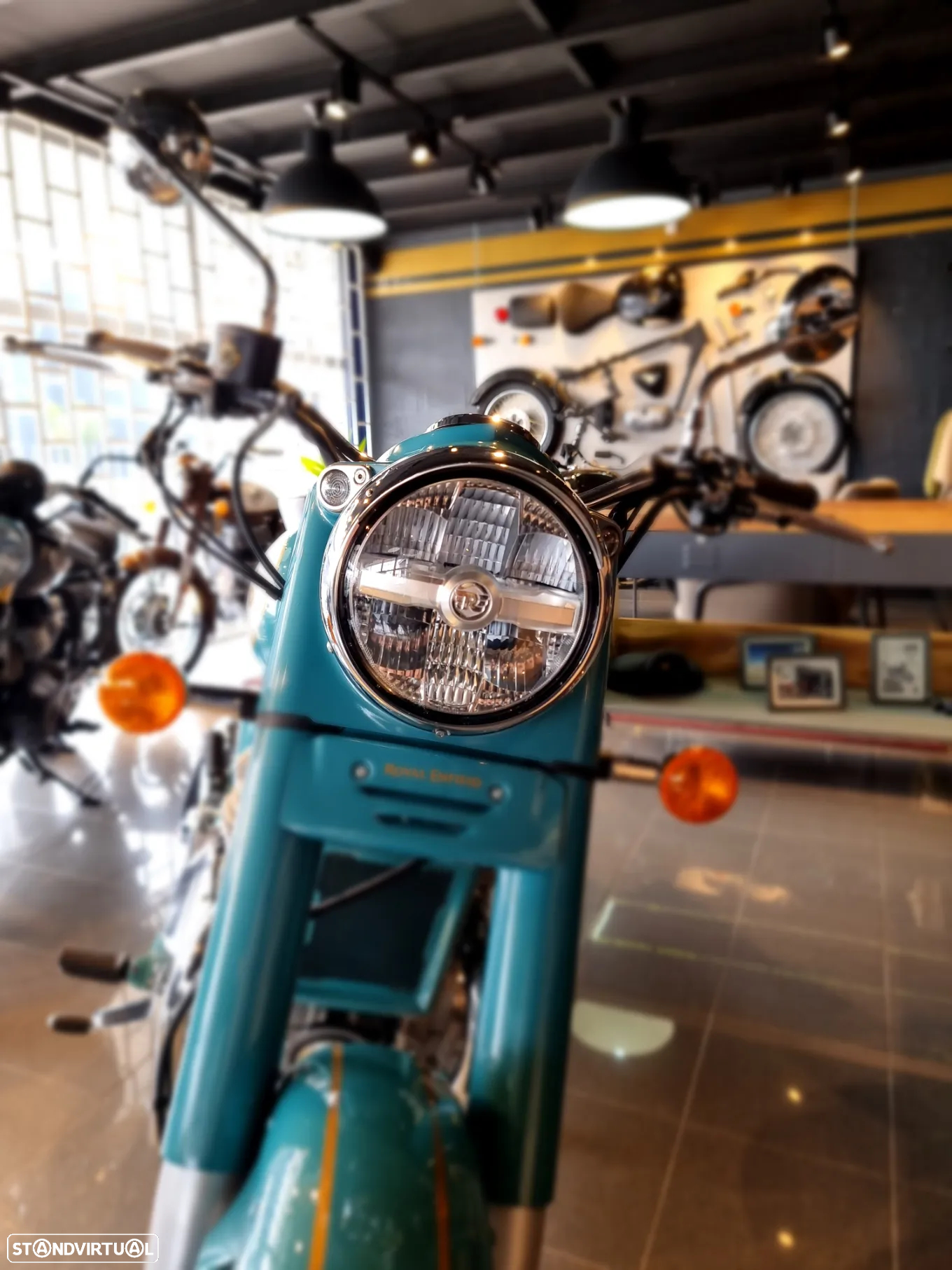 Royal Enfield Classic - 5