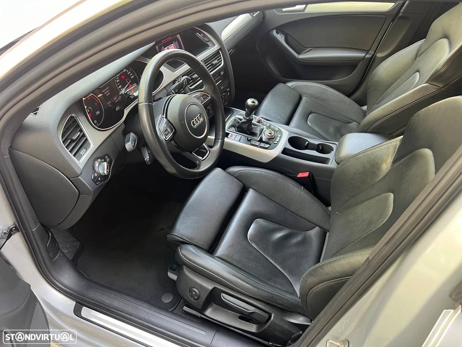 Audi A4 Avant 2.0 TDI Business Line S-line - 52