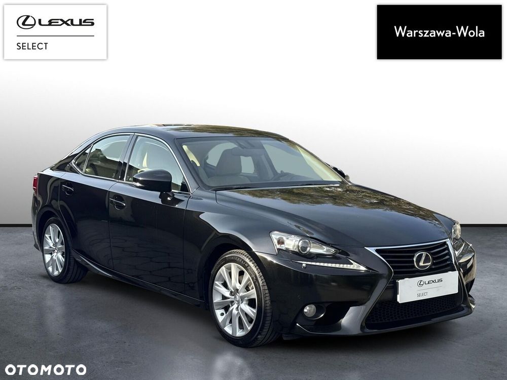 Lexus IS - 9