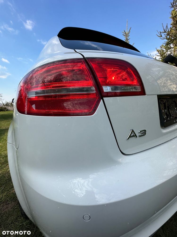 Audi A3 Sportback 1.4 TFSI S line Sportpaket - 22