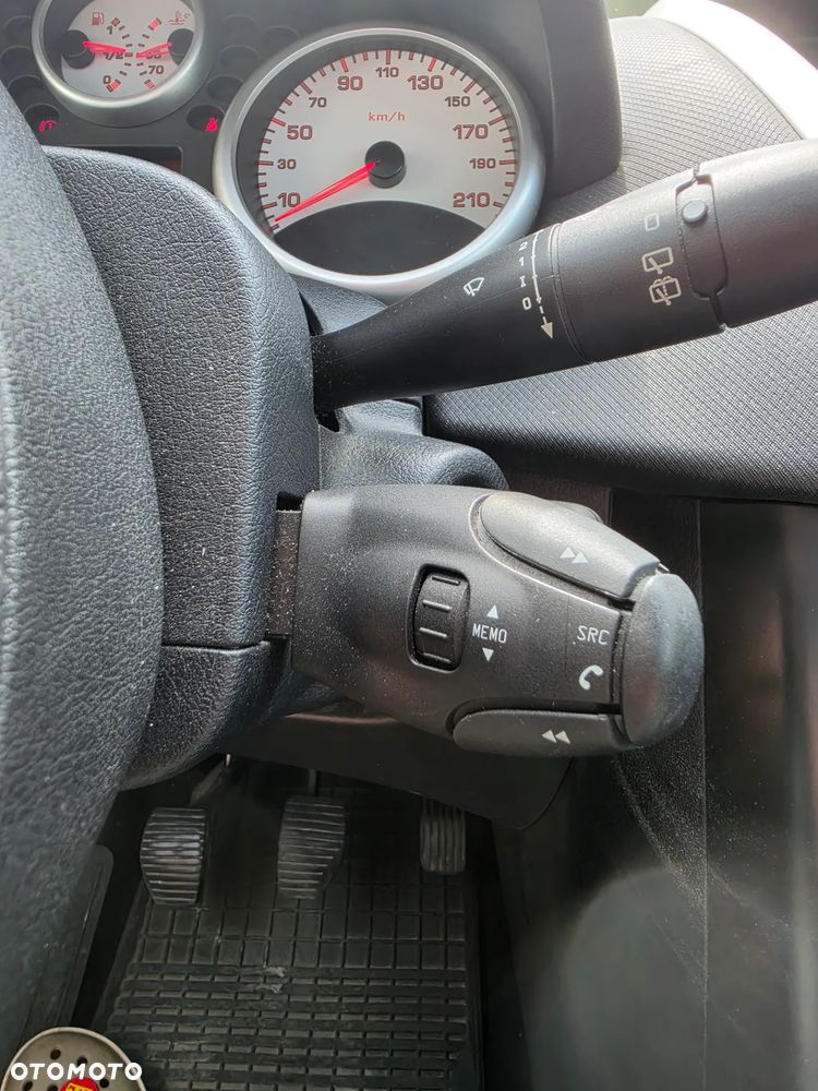 Peugeot 207 95 VTi Tendance - 13