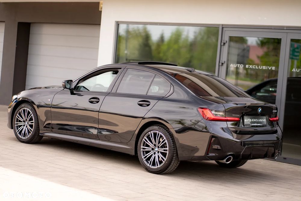 BMW Seria 3 320i M Sport sport - 17