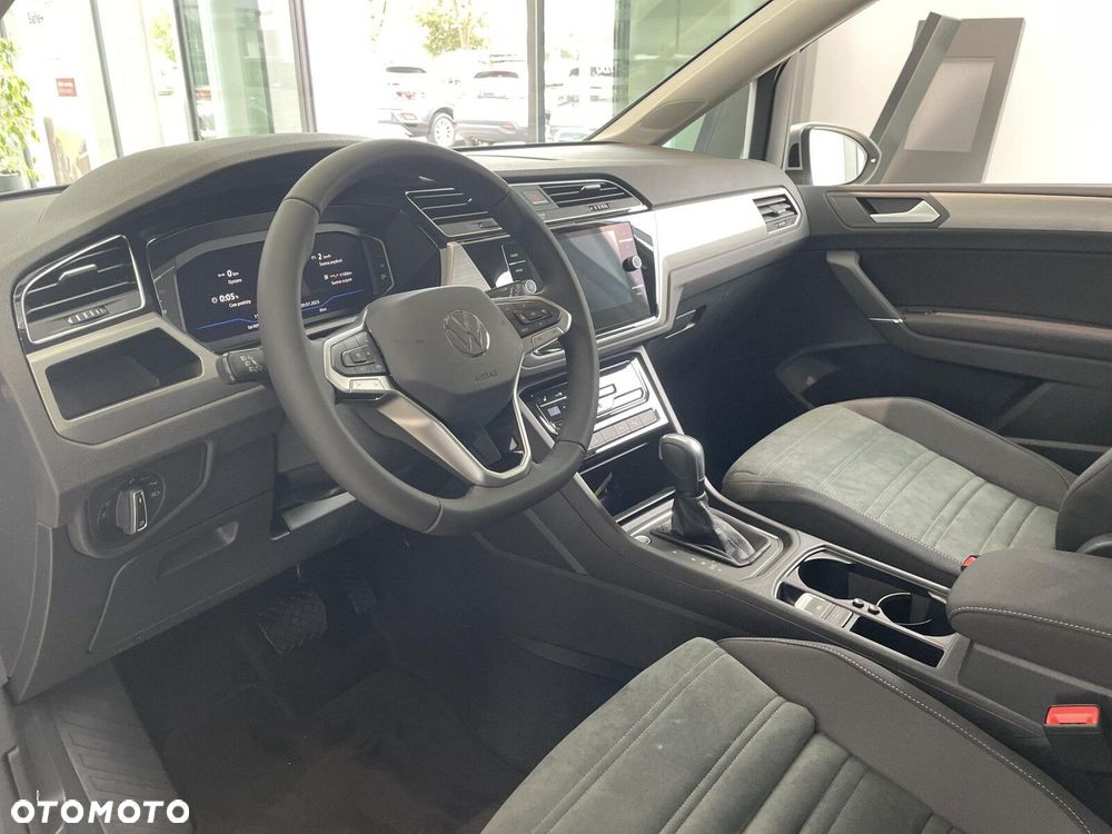 Volkswagen Touran 1.5 TSI EVO Comfortline Plus DSG - 9
