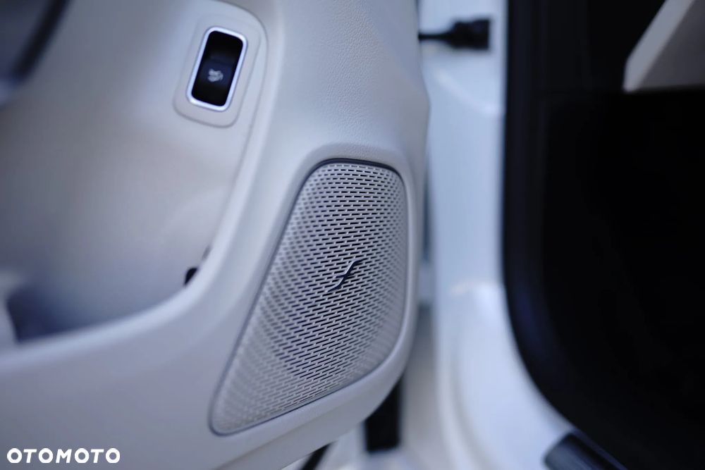 Mercedes-Benz CLA 250 4Matic 7G-DCT AMG Line - 24