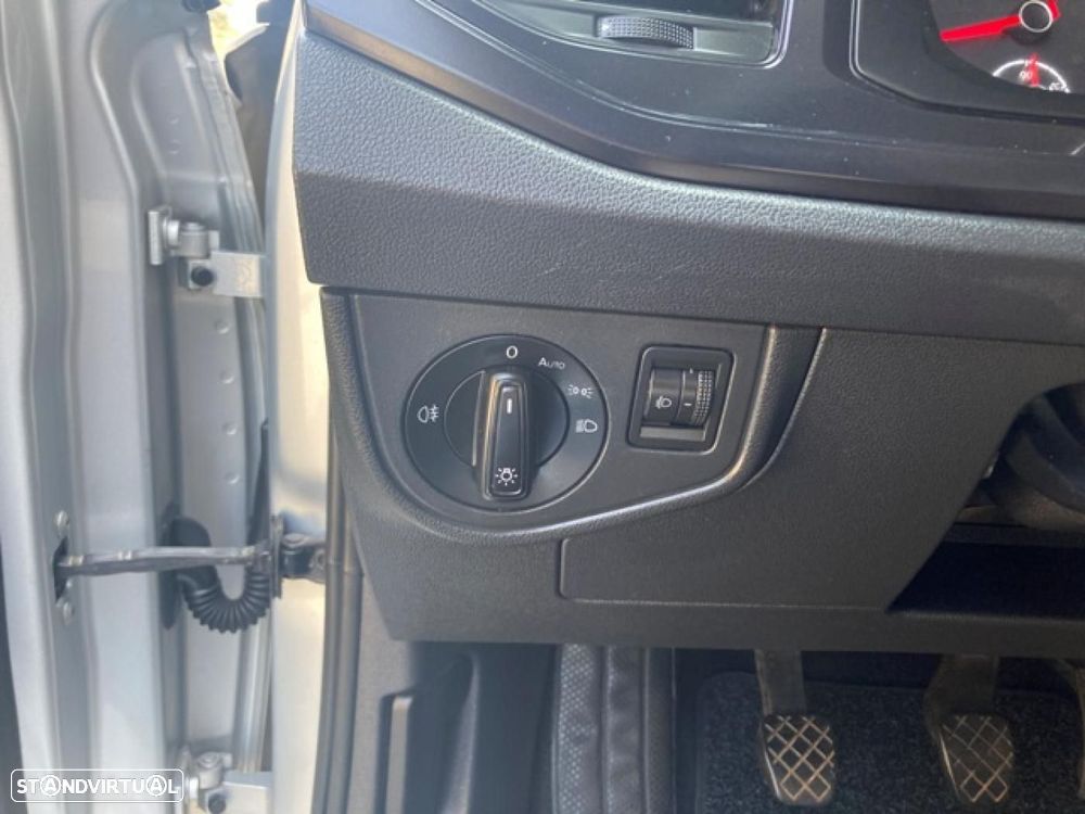 VW Polo 1.0 Trendline - 18