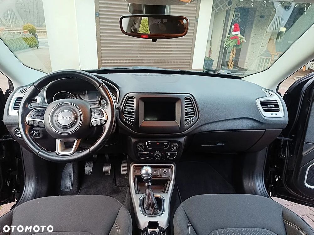 Jeep Compass 1.3 TMair Longitude FWD S&S - 17