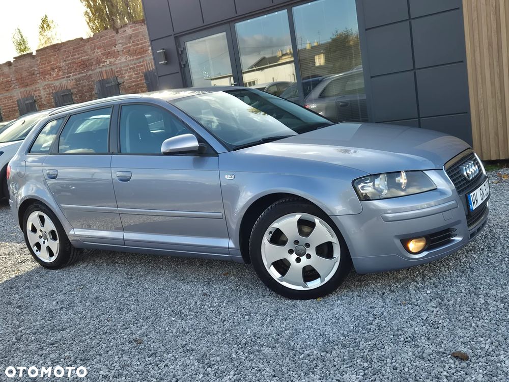 Audi A3 Sportback - 16