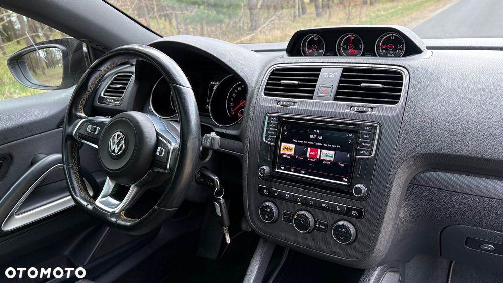 Volkswagen Scirocco 2.0 TDI Blue Motion Technologie Club - 26