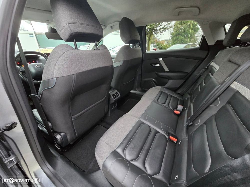 Citroën C4 1.2 PureTech Shine Pack EAT8 - 14