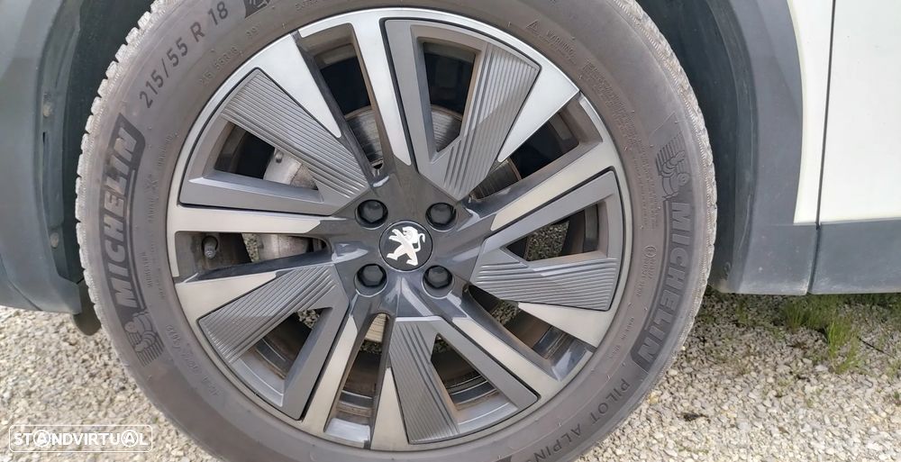 Peugeot e-2008 50 kWh GT Pack - 4