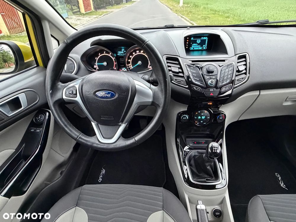 Ford Fiesta 1.0 EcoBoost Titanium EU6 - 35