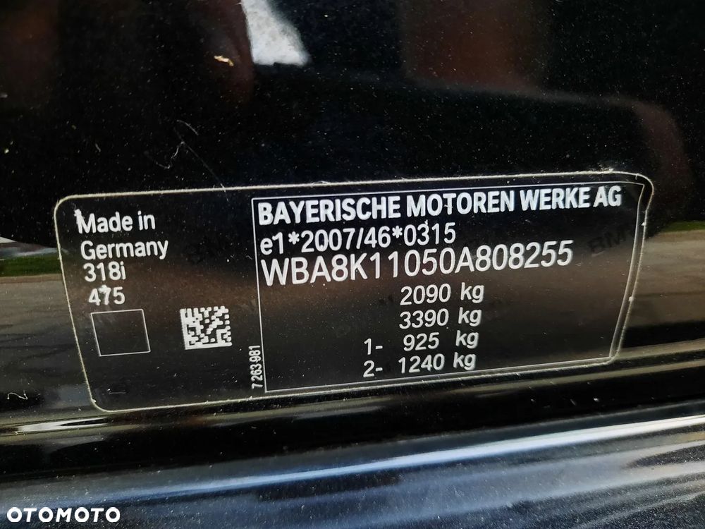BMW Seria 3 318i Edition Luxury Line Purity - 26