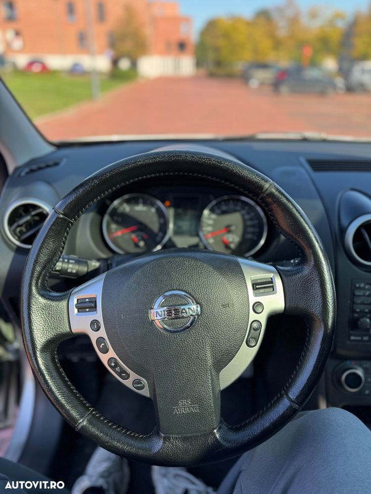Nissan Qashqai 2.0 DCI DPF Tekna - 9
