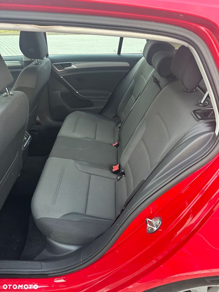 Volkswagen Golf 1.6 TDI BlueMotion Trendline - 10
