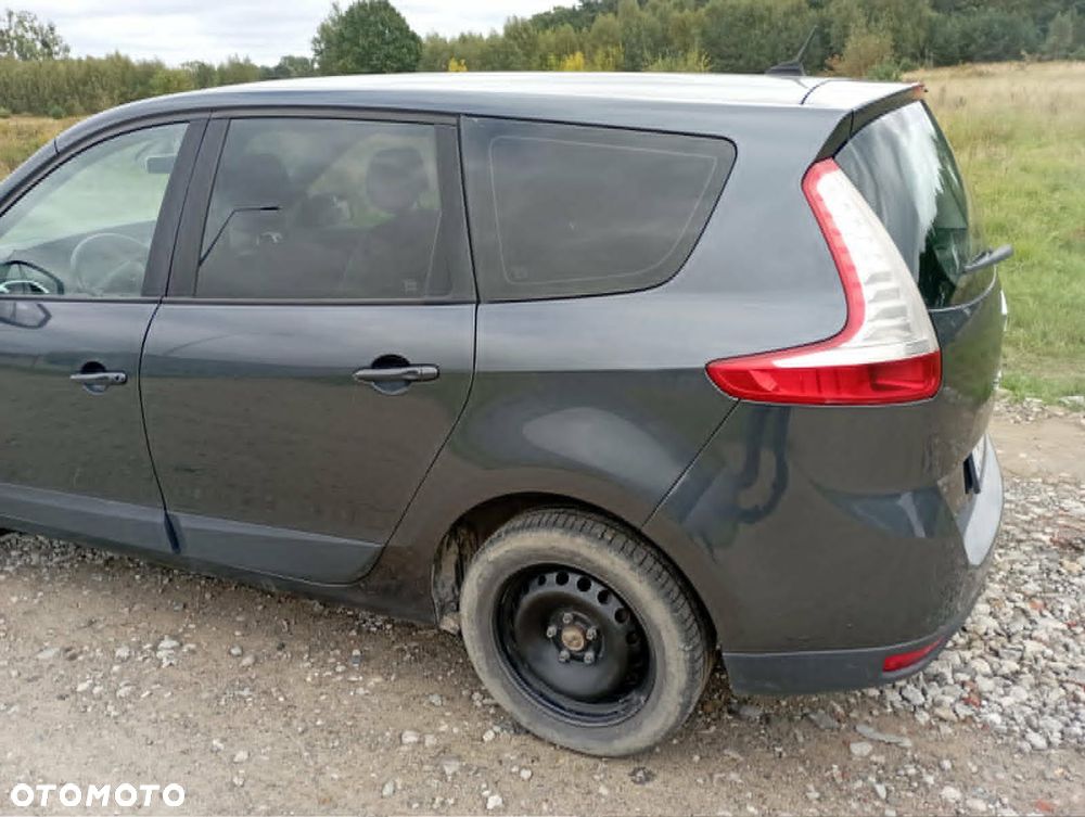 Renault Grand Scenic - 7