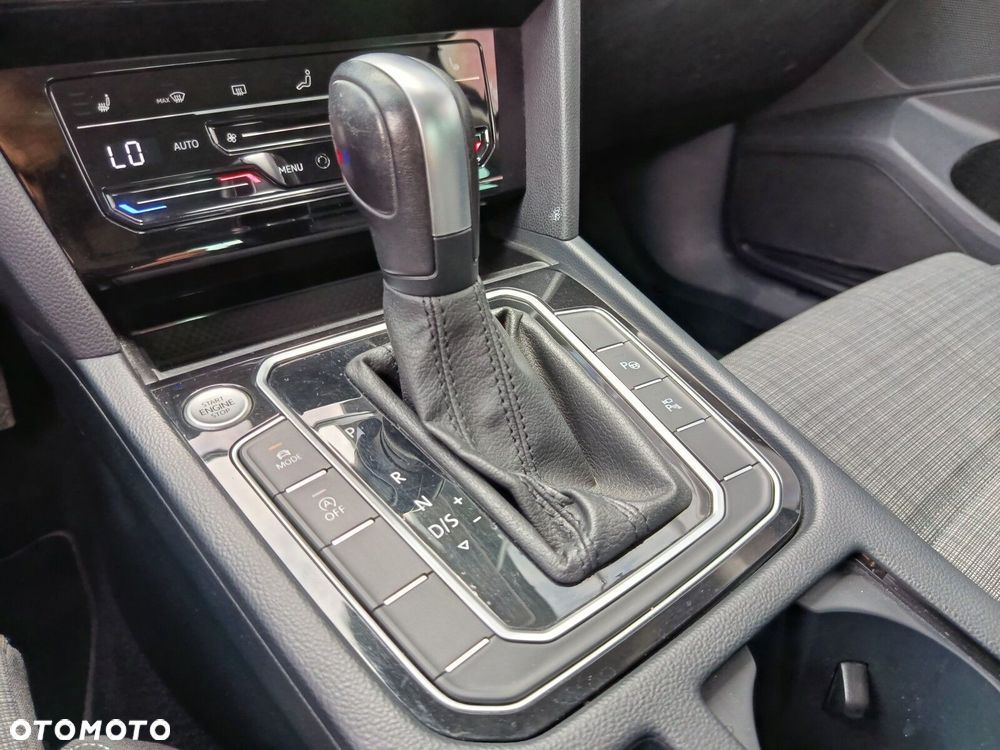 Volkswagen Passat 1.5 TSI EVO Business DSG - 29