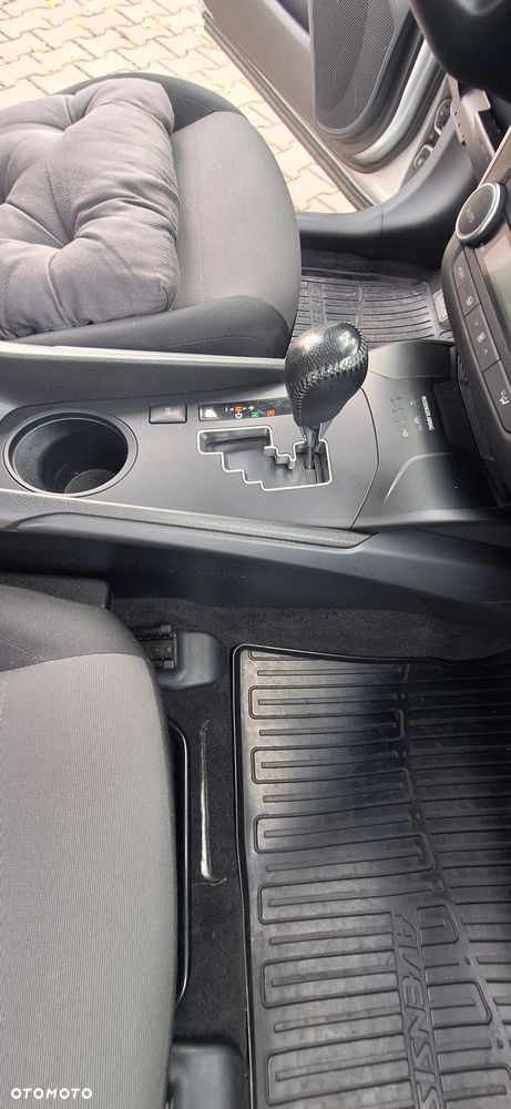 Toyota Avensis - 23