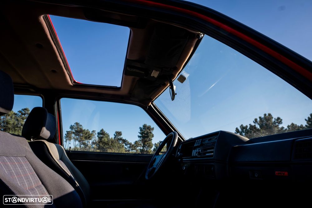 VW Golf 1.8 GTI 16V - 4