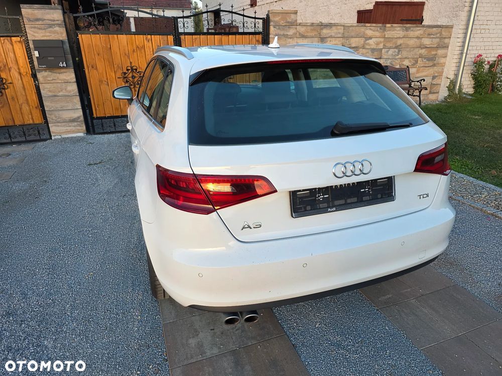 Audi A3 Sportback - 16