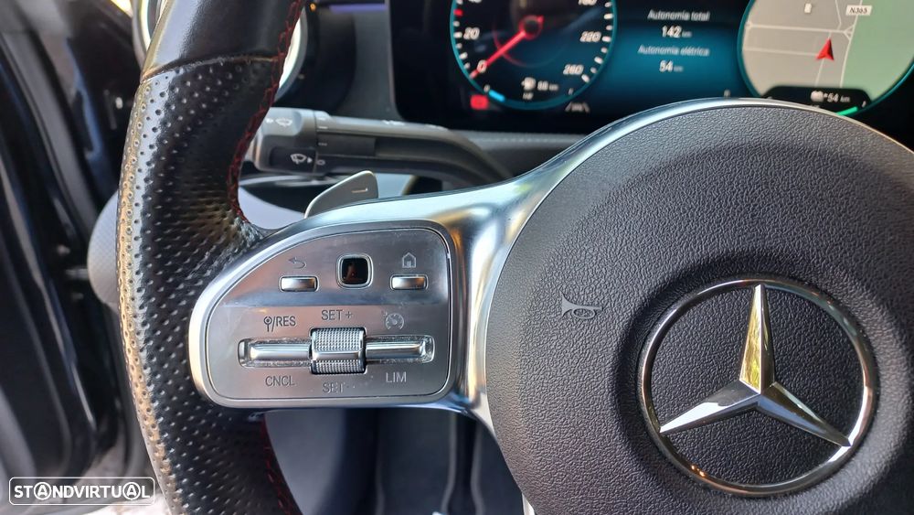 Mercedes-Benz CLA 250 e AMG Line - 17