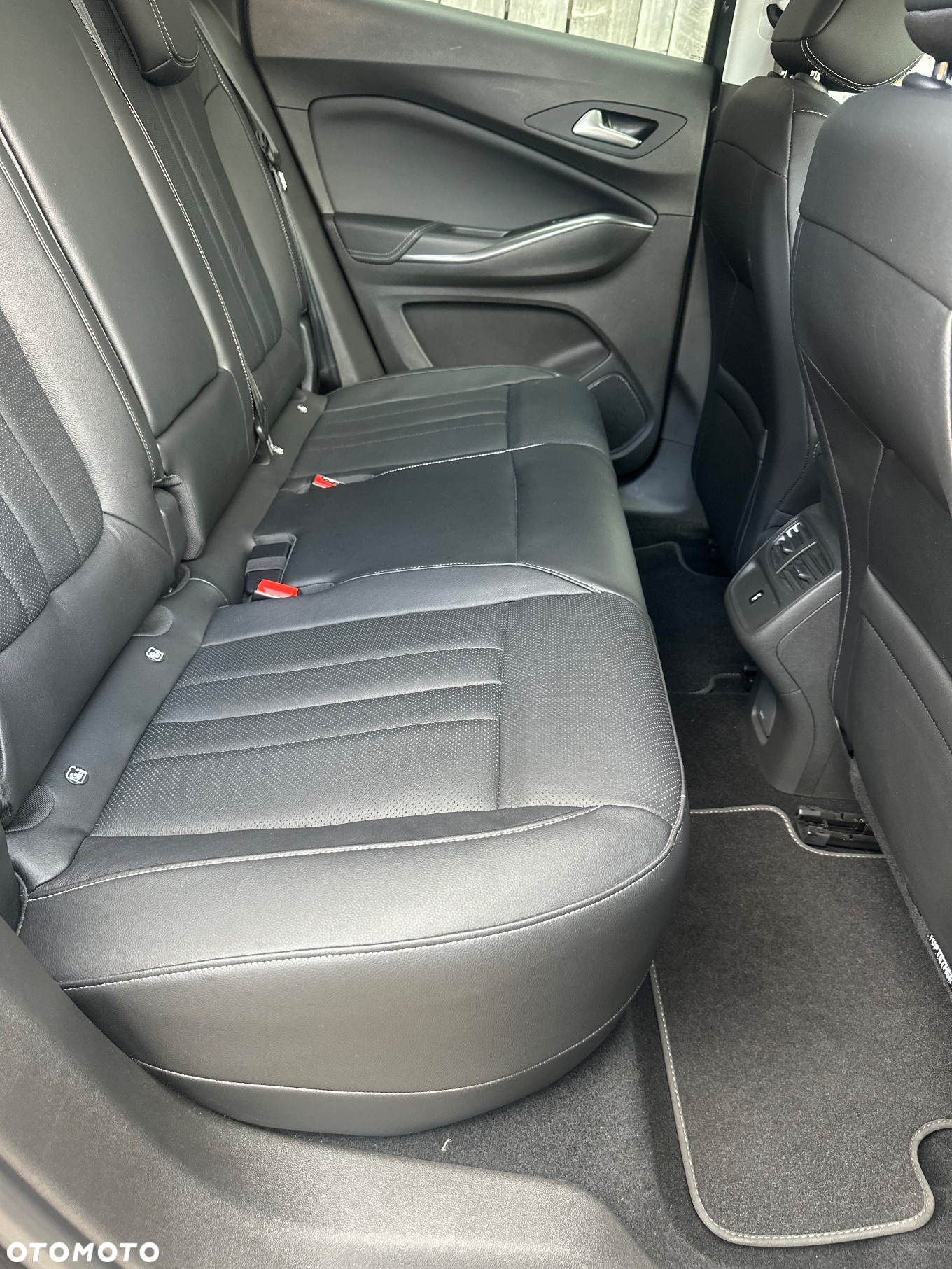 Opel Grandland X 1.6 T PHEV 4x4 Ultimate - 38