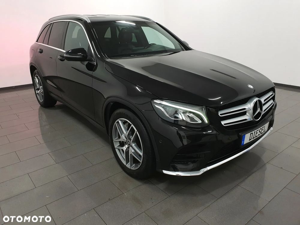 Mercedes-Benz GLC 220 d 4Matic 9G-TRONIC AMG Line - 37
