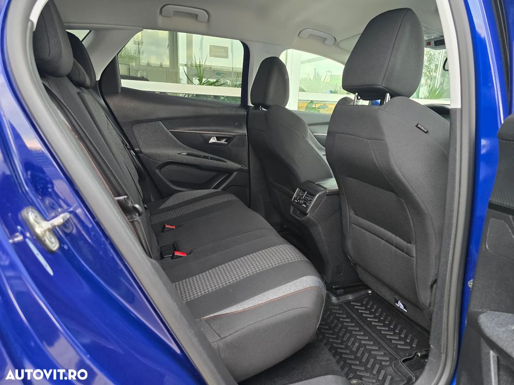Peugeot 3008 - 13