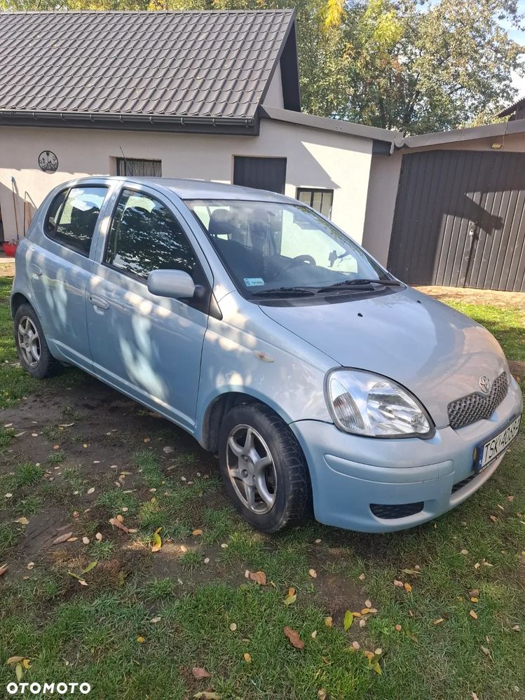 Toyota Yaris 2004 photo 2