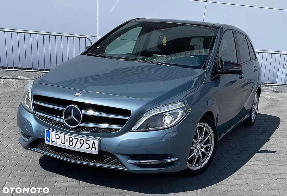 Mercedes-Benz Klasa B 220 CDI - 1