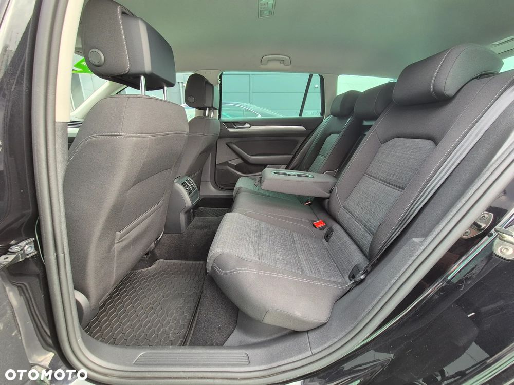 Volkswagen Passat 2.0 TSI Business DSG - 14